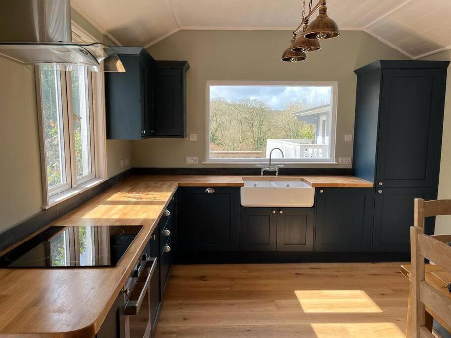 Lower Hill W/swedish Hot Tub * Bodmin