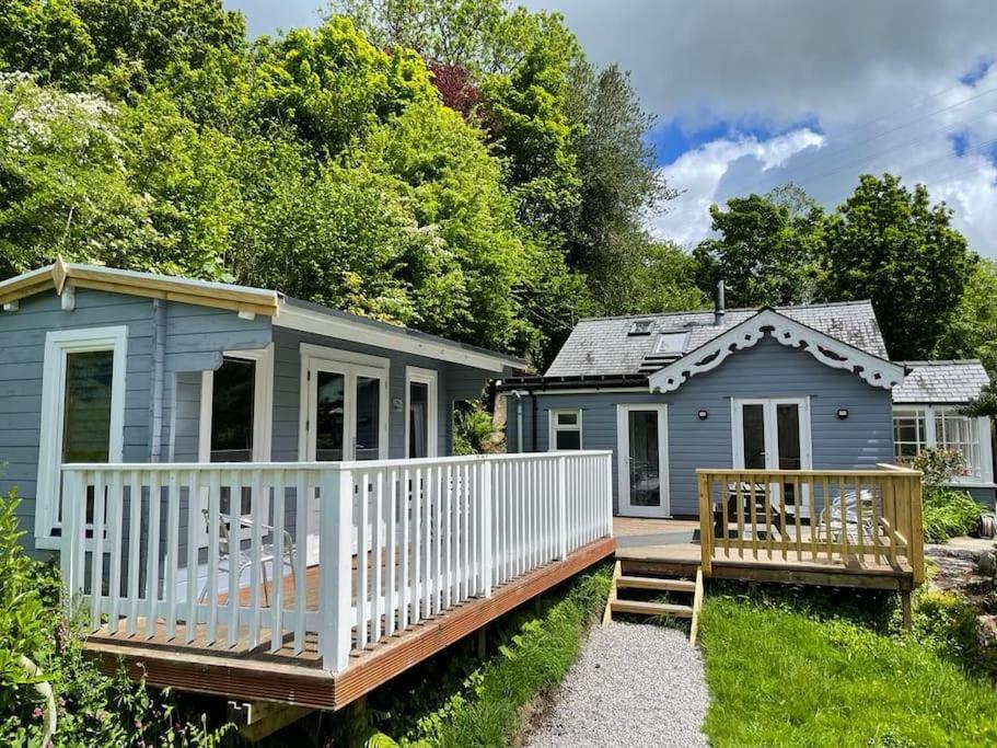Lower Hill W/swedish Hot Tub Chalet